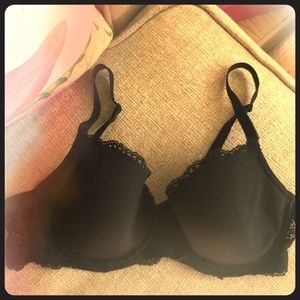 Victoria’s Secret Lightly Lined Black Bra